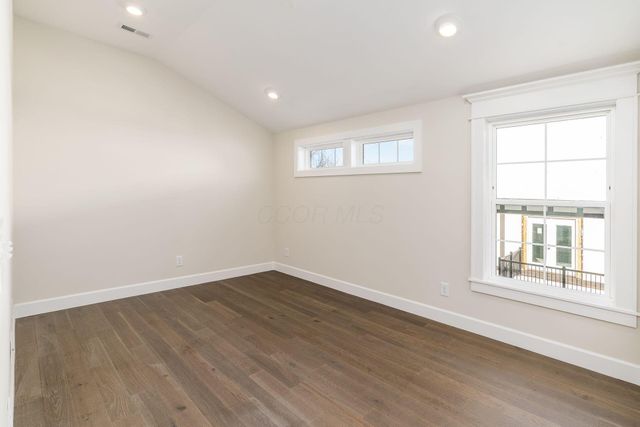 2015 W 5th Avenue, 209, Columbus, OH 43212