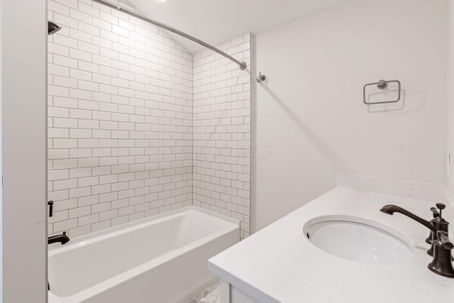 2015 W 5th Avenue, 209, Columbus, OH 43212