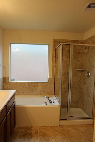 3043 Heather Grove Lane, League City, TX 77539