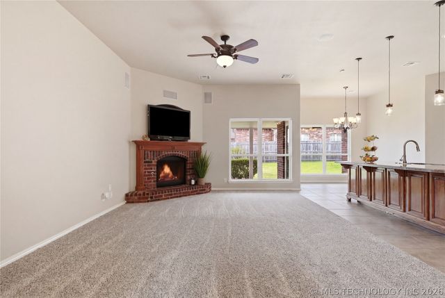8116 S Elder Avenue, Broken Arrow, OK 74011