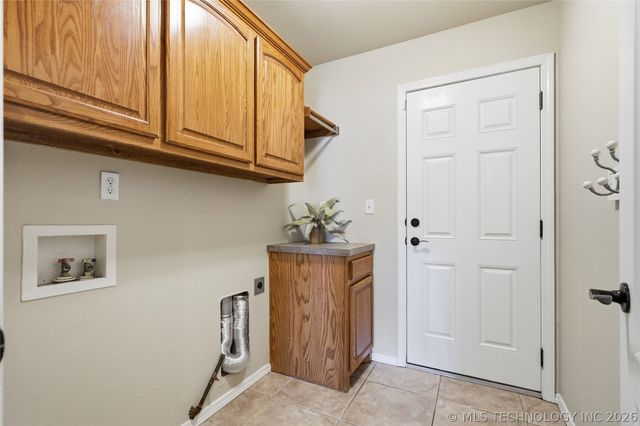 8116 S Elder Avenue, Broken Arrow, OK 74011