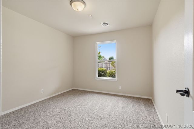 8116 S Elder Avenue, Broken Arrow, OK 74011