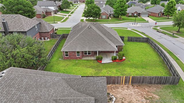 8116 S Elder Avenue, Broken Arrow, OK 74011