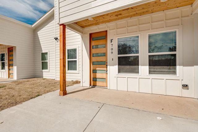 709 Fuller, Sulphur Springs, TX 75482