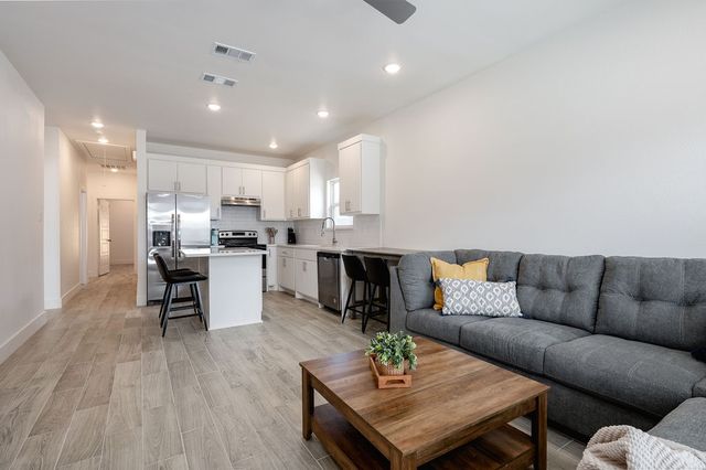 709 Fuller, Sulphur Springs, TX 75482