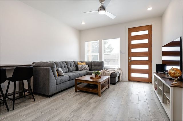 709 Fuller, Sulphur Springs, TX 75482