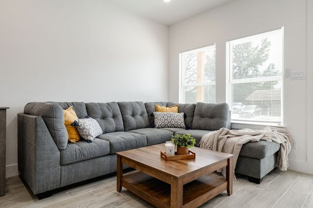 709 Fuller, Sulphur Springs, TX 75482