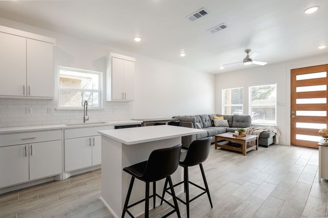 709 Fuller, Sulphur Springs, TX 75482