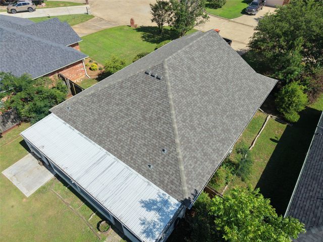 2705 Briarwood Drive, Paris, TX 75460