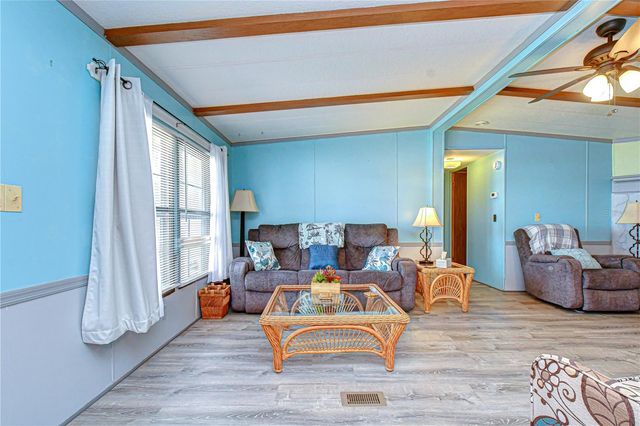 3934 SARAH DRIVE, Wesley Chapel, FL 33543