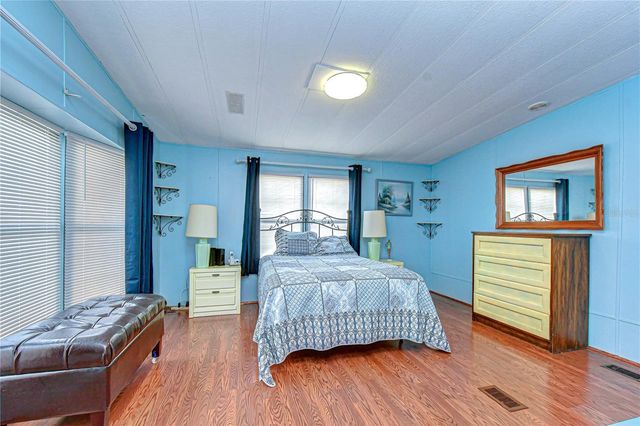 3934 SARAH DRIVE, Wesley Chapel, FL 33543