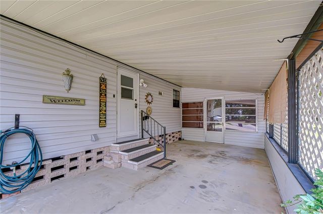 3934 SARAH DRIVE, Wesley Chapel, FL 33543