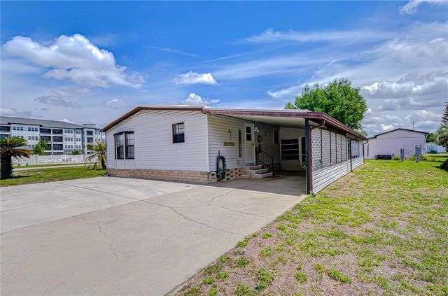 3934 SARAH DRIVE, Wesley Chapel, FL 33543