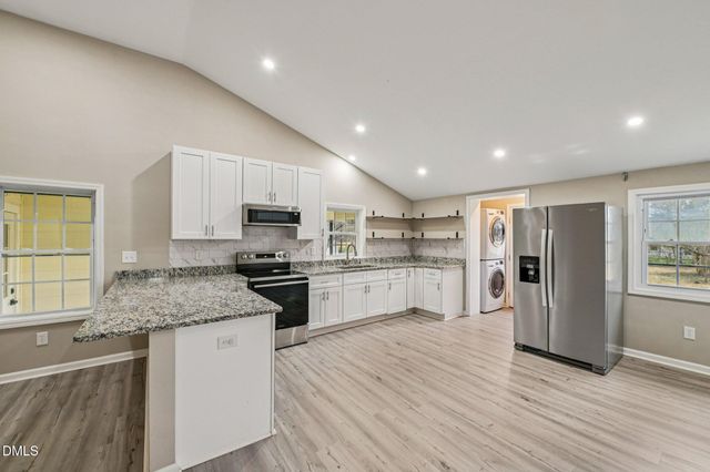 117 W Allen Street, Four Oaks, NC 27524