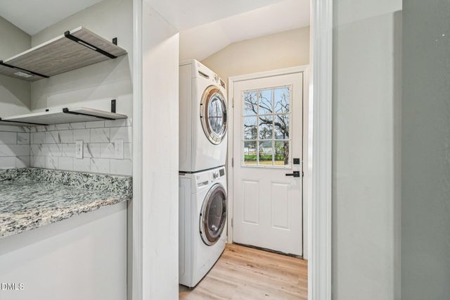 117 W Allen Street, Four Oaks, NC 27524