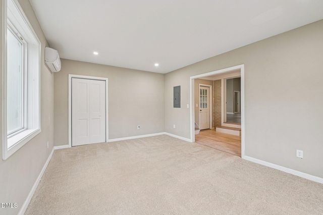 117 W Allen Street, Four Oaks, NC 27524