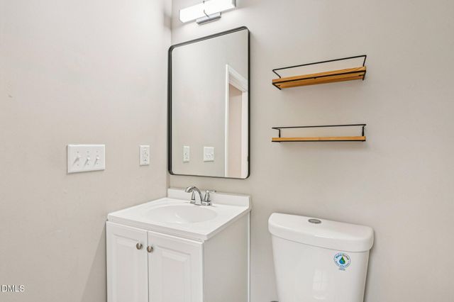 117 W Allen Street, Four Oaks, NC 27524