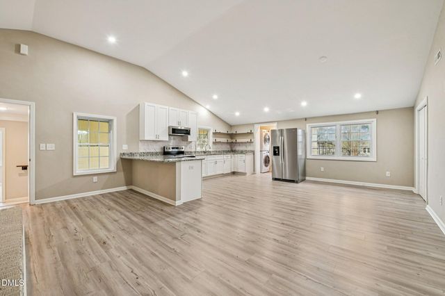 117 W Allen Street, Four Oaks, NC 27524