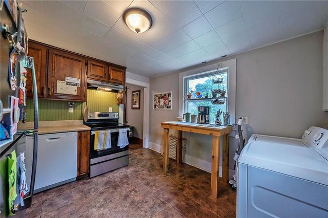 1832 New Hampshire Street, Lawrence, KS 66044
