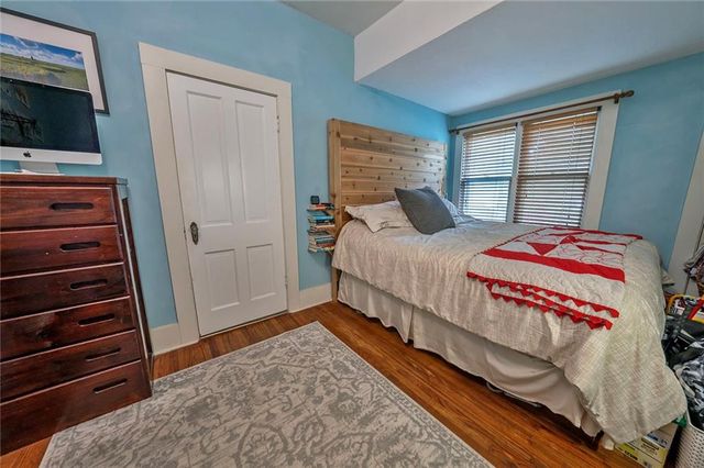 1832 New Hampshire Street, Lawrence, KS 66044