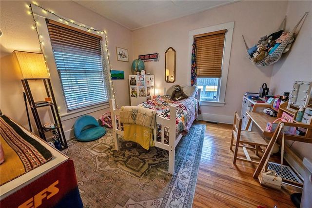1832 New Hampshire Street, Lawrence, KS 66044
