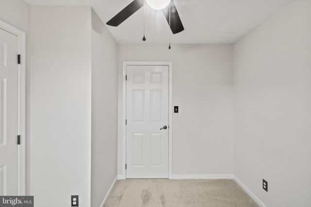 1208 DEVIN CT, Front Royal, VA 22630