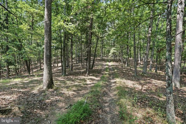CHASE WOODS LANE LOTS 2-6, Great Cacapon, WV 25422