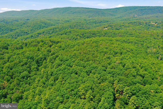CHASE WOODS LANE LOTS 2-6, Great Cacapon, WV 25422