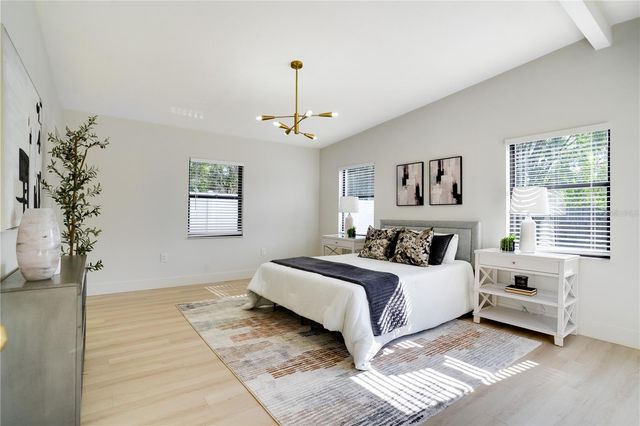 474 DAWSON AVENUE NE, St Petersburg, FL 33703