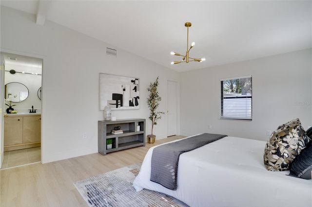 474 DAWSON AVENUE NE, St Petersburg, FL 33703