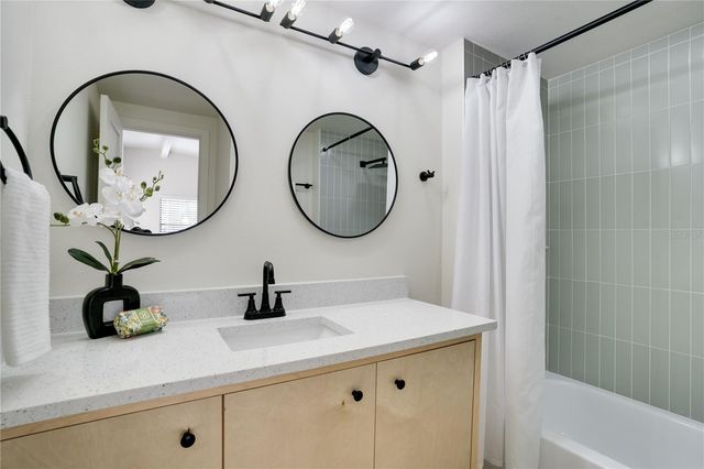 474 DAWSON AVENUE NE, St Petersburg, FL 33703