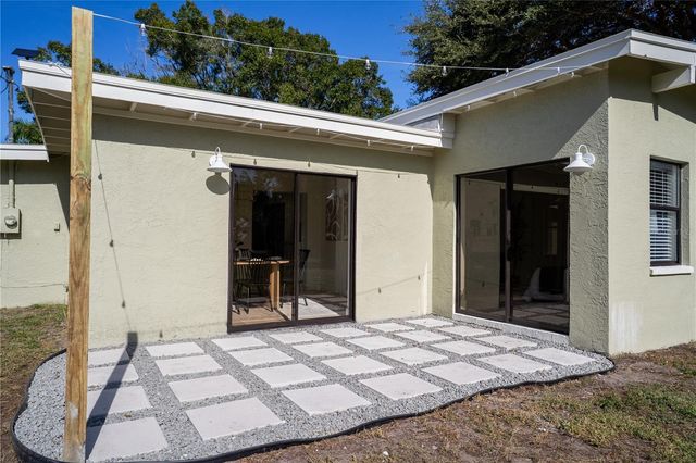 474 DAWSON AVENUE NE, St Petersburg, FL 33703