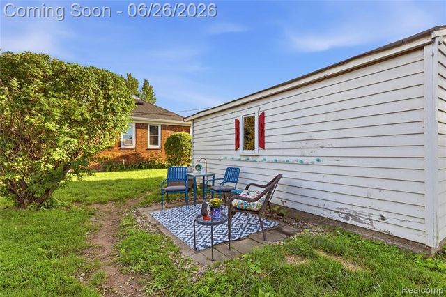 853 Wordsworth Street, Ferndale, MI 48220