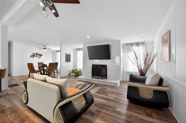 915 Bel Air Boulevard, Hampton, GA 30228