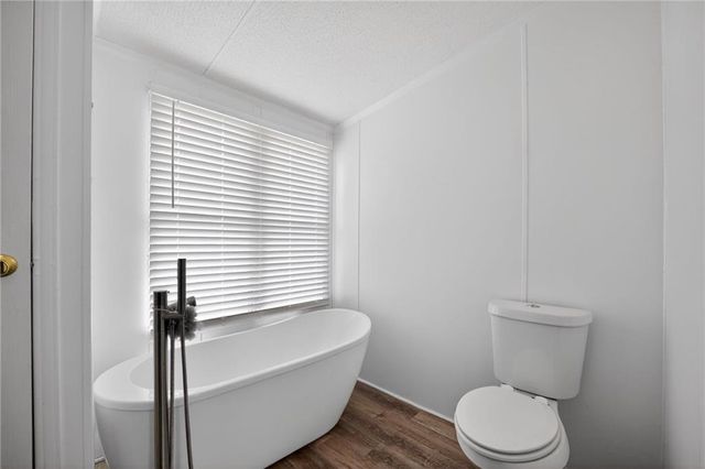 915 Bel Air Boulevard, Hampton, GA 30228