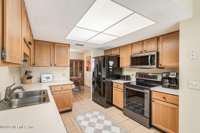 426 HARVEST BEND Drive, Fleming Island, FL 32003