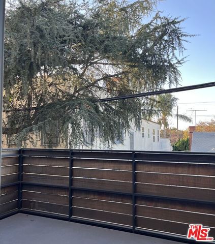 857 N Detroit Street, Los Angeles, CA 90046