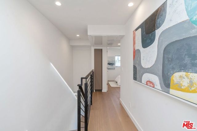 857 N Detroit Street, Los Angeles, CA 90046