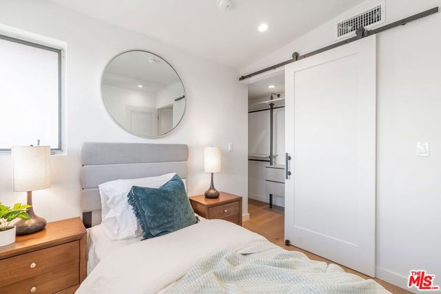 857 N Detroit Street, Los Angeles, CA 90046