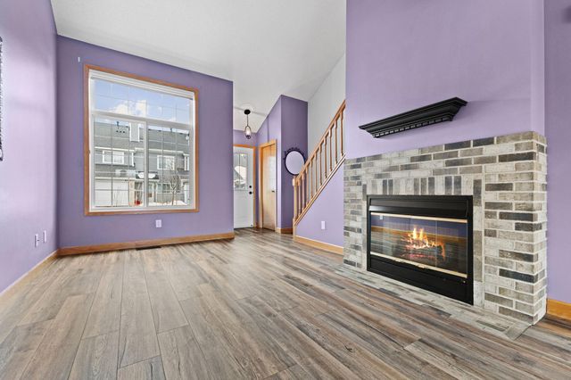 420 Monk Court, Chanhassen, MN 55317