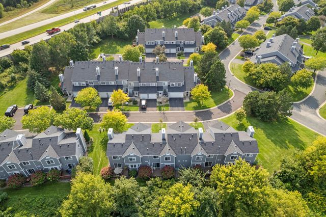 420 Monk Court, Chanhassen, MN 55317