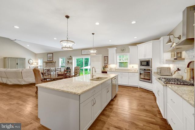 11383 LUCKY HILL RD, Bealeton, VA 22712