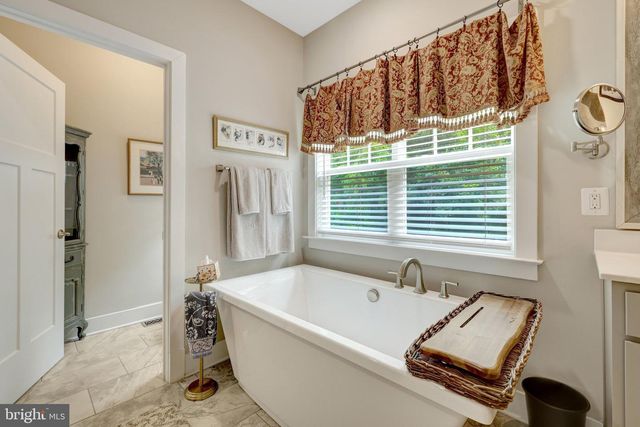 11383 LUCKY HILL RD, Bealeton, VA 22712