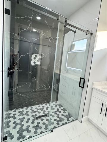 3414 4th ST SW, Lehigh Acres, FL 33976