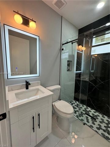 3414 4th ST SW, Lehigh Acres, FL 33976