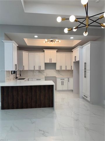 3414 4th ST SW, Lehigh Acres, FL 33976