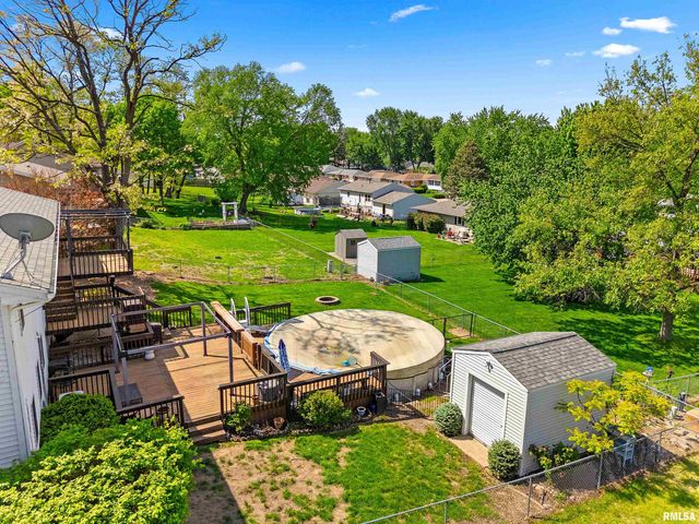 1415 N PARKWAY Drive, Pekin, IL 61554