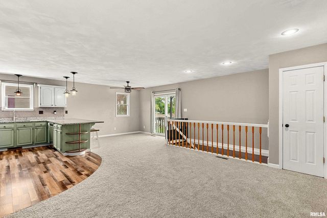 1415 N PARKWAY Drive, Pekin, IL 61554