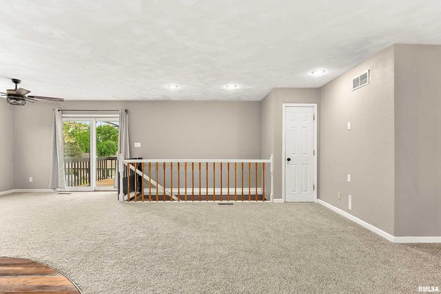 1415 N PARKWAY Drive, Pekin, IL 61554