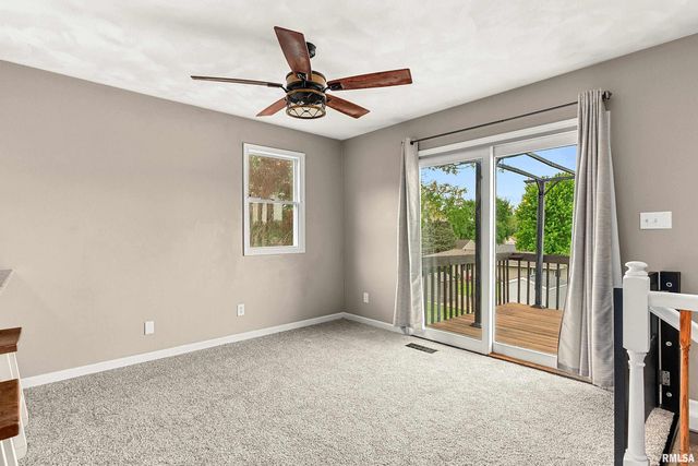 1415 N PARKWAY Drive, Pekin, IL 61554